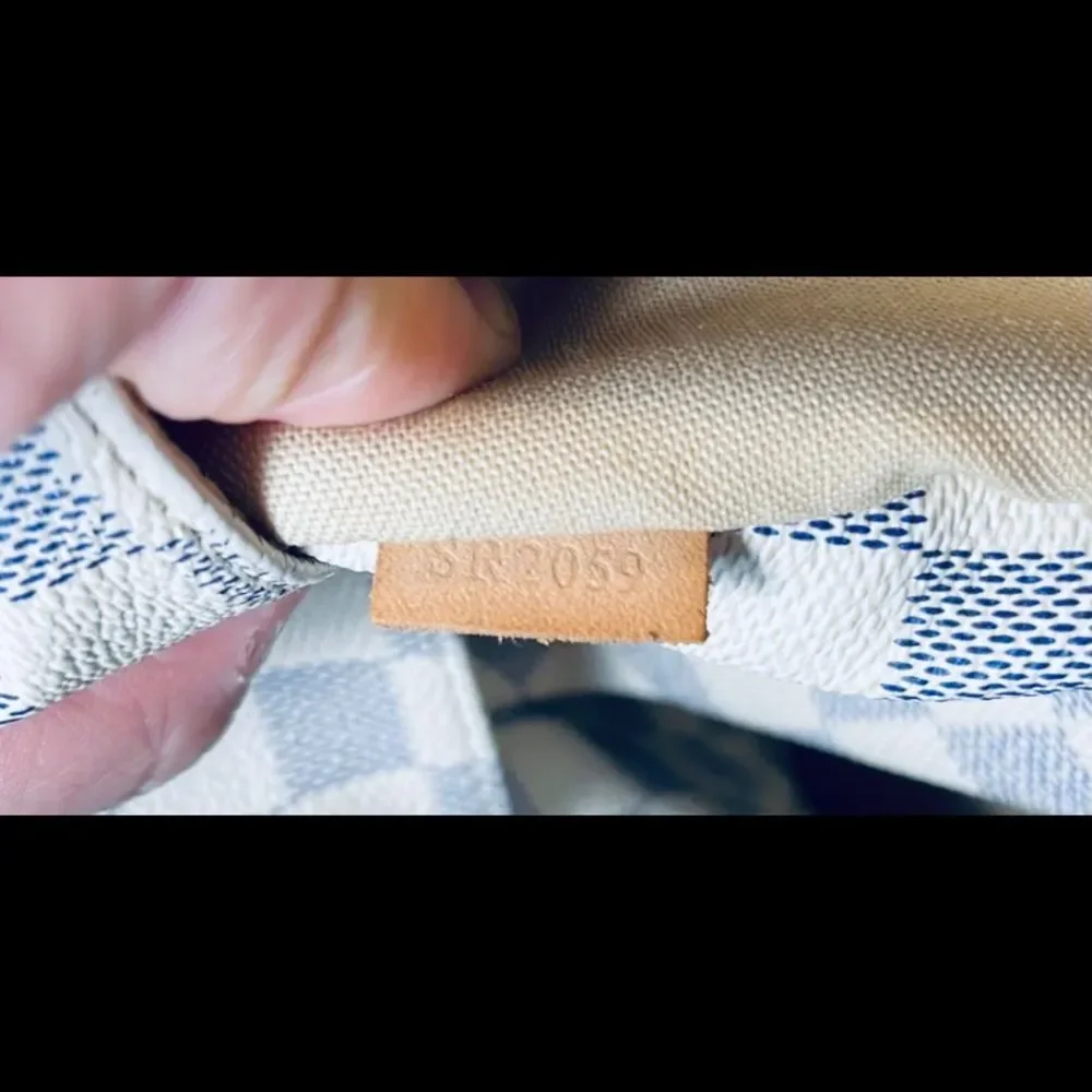 Louis Vuitton Damier Azur Totally MM - Picture 2 of 9